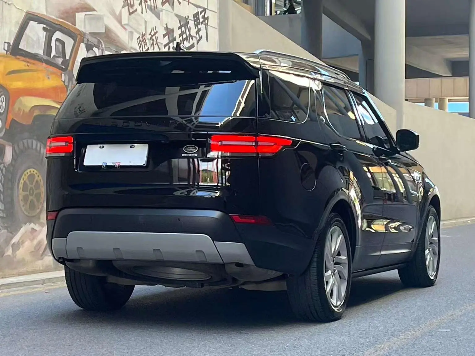 Land Rover Discovery 2018 3.0 V6 HSE