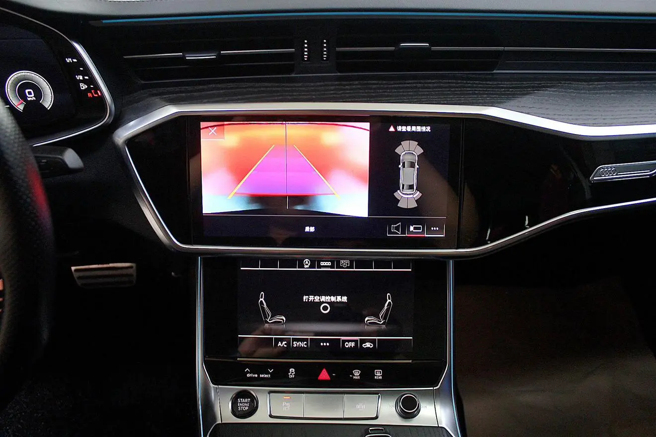 Audi A6L 2023 40 TFSI Luxury