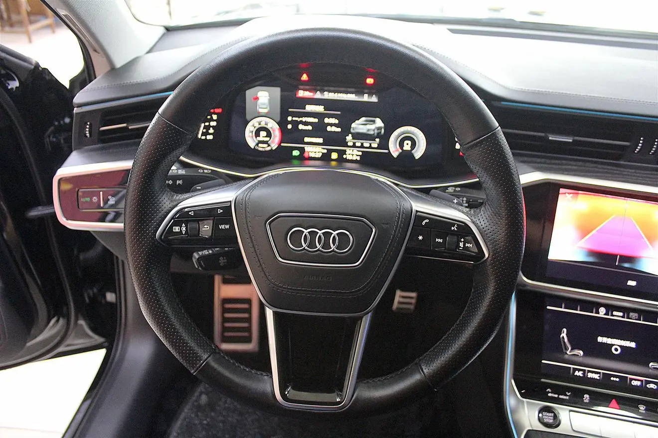 Audi A6L 2023 40 TFSI Luxury