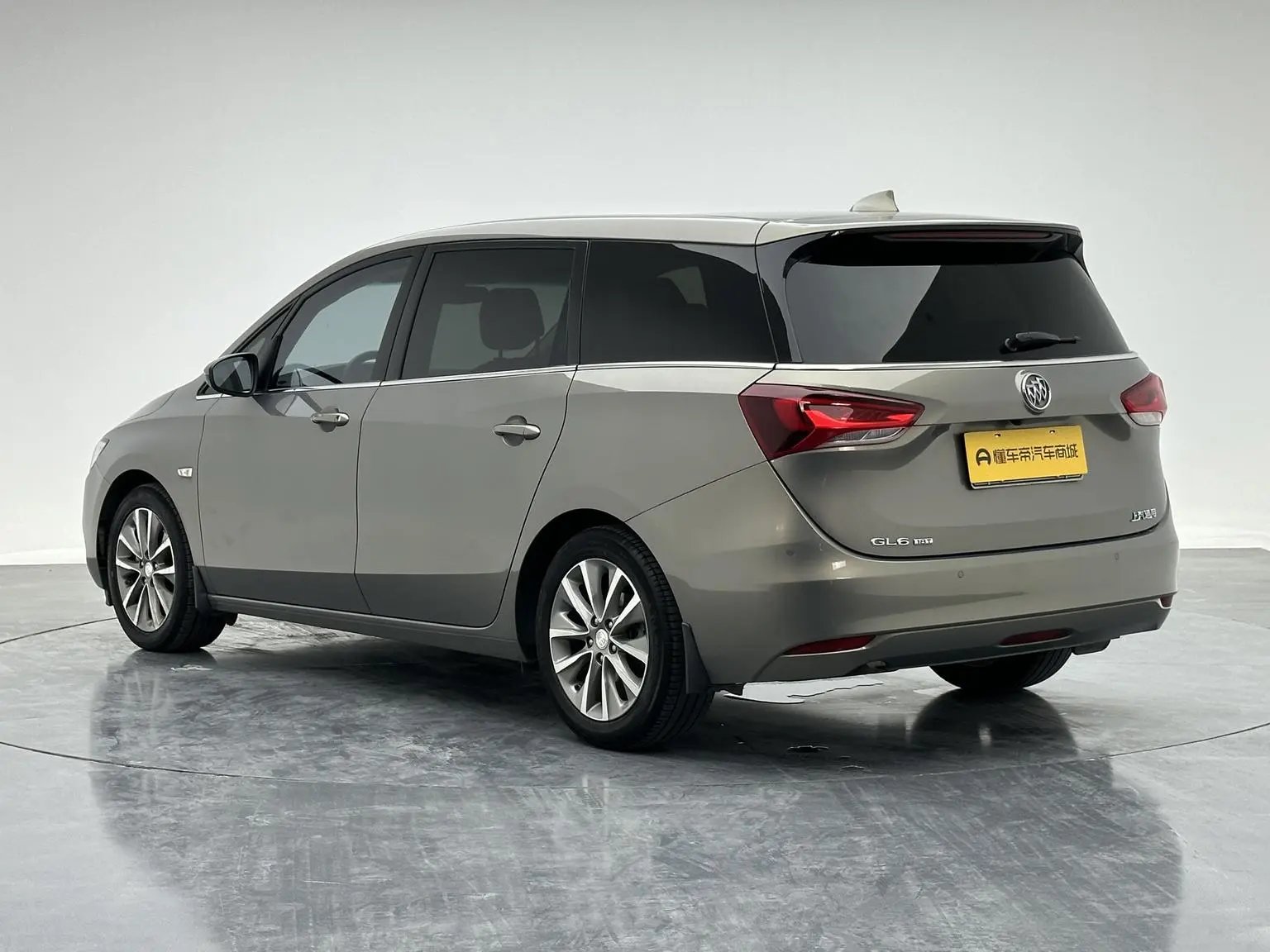 Buick GL6 2019 18T 6 seat Connected Luxury China VI