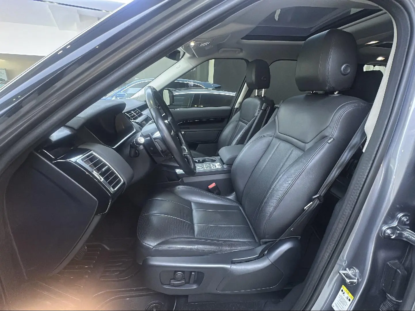 Land Rover Discovery 2020 2.0T SE