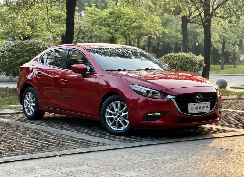 Mazda3 Angkesela 2017 Sedan 1.5L Automatic Comfort Type National VI