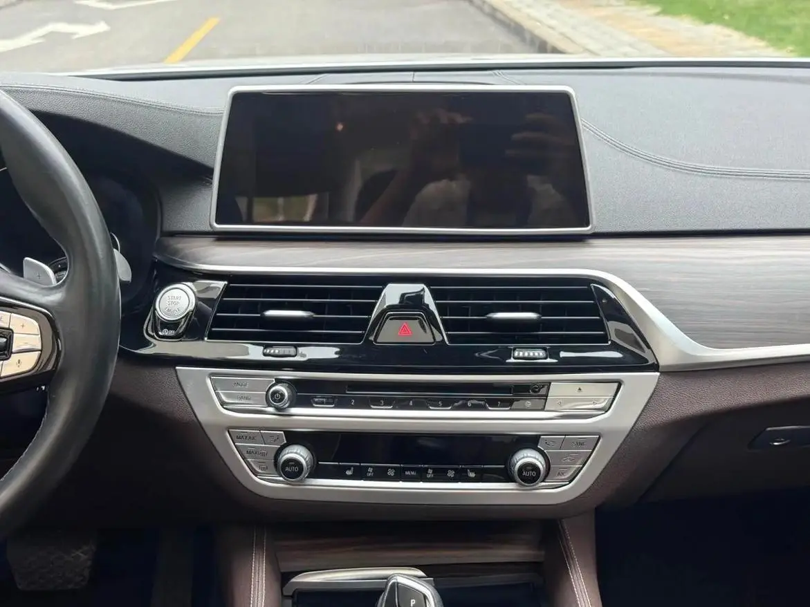 BMW 5 Series 2018 Facelift 530Li Leading Luxury Package