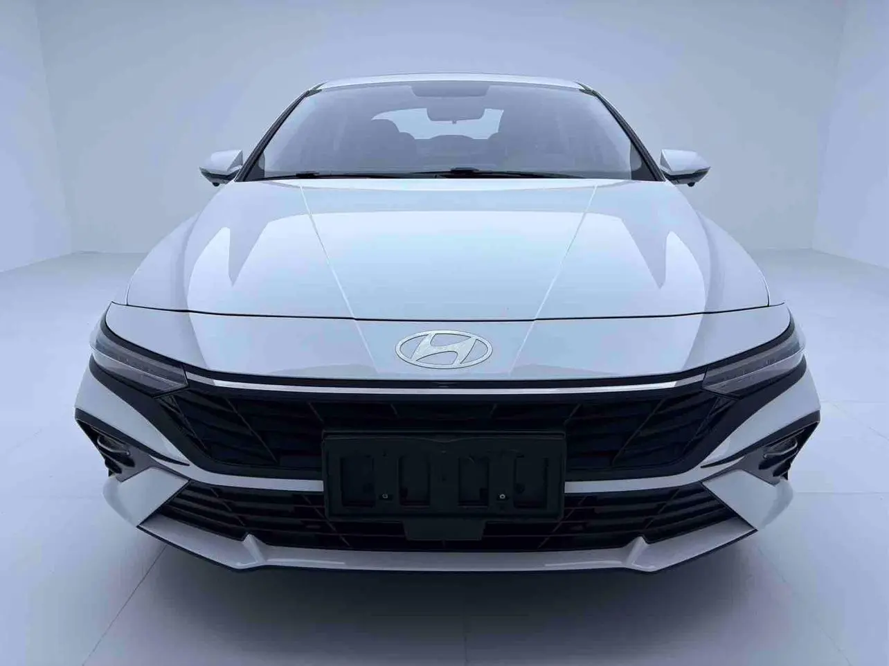 Hyundai 2023 1.5L CVT GLX Elite