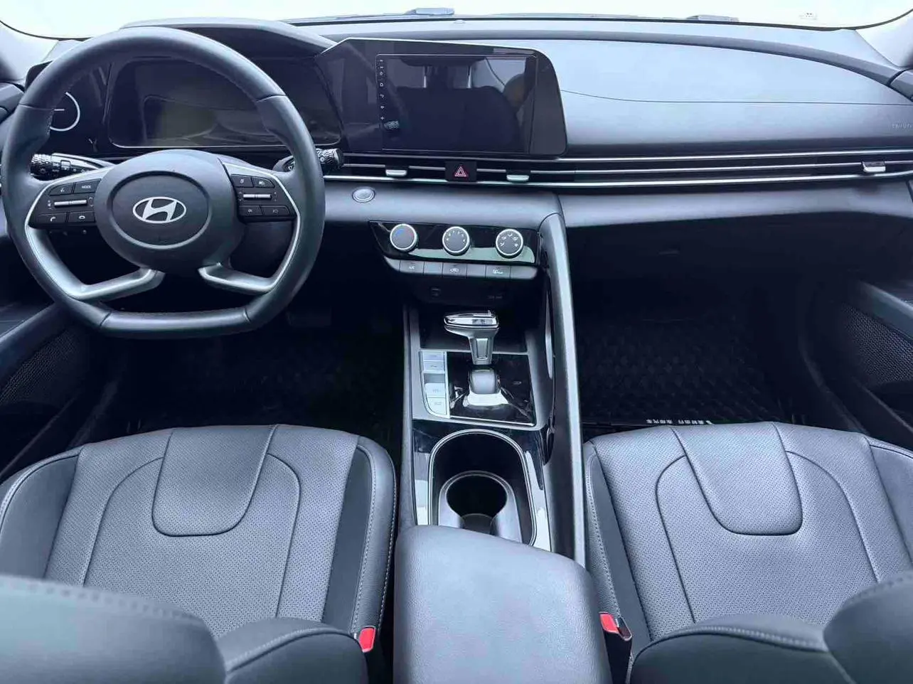 Hyundai 2023 1.5L CVT GLX Elite