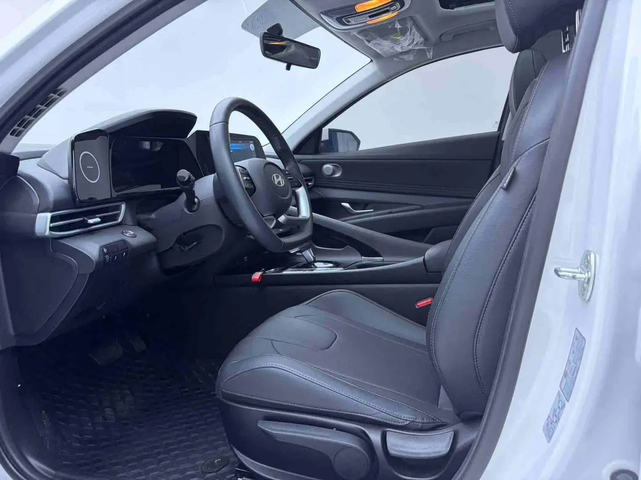 Hyundai 2023 1.5L CVT GLX Elite