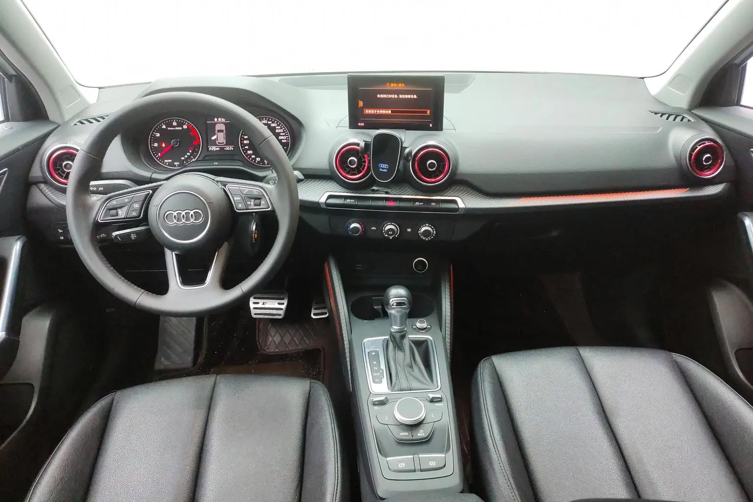 Audi Q2L 2018 35TFSI China VI