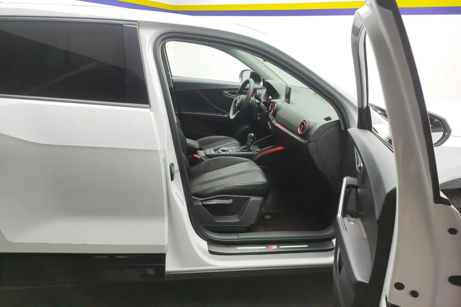 Audi Q2L 2018 35TFSI China VI