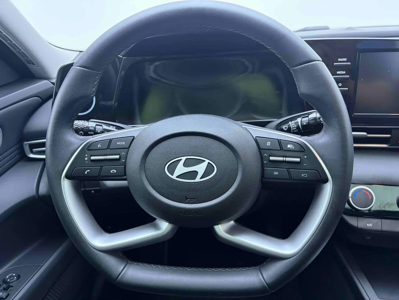 Hyundai 2023 1.5L CVT GLX Elite