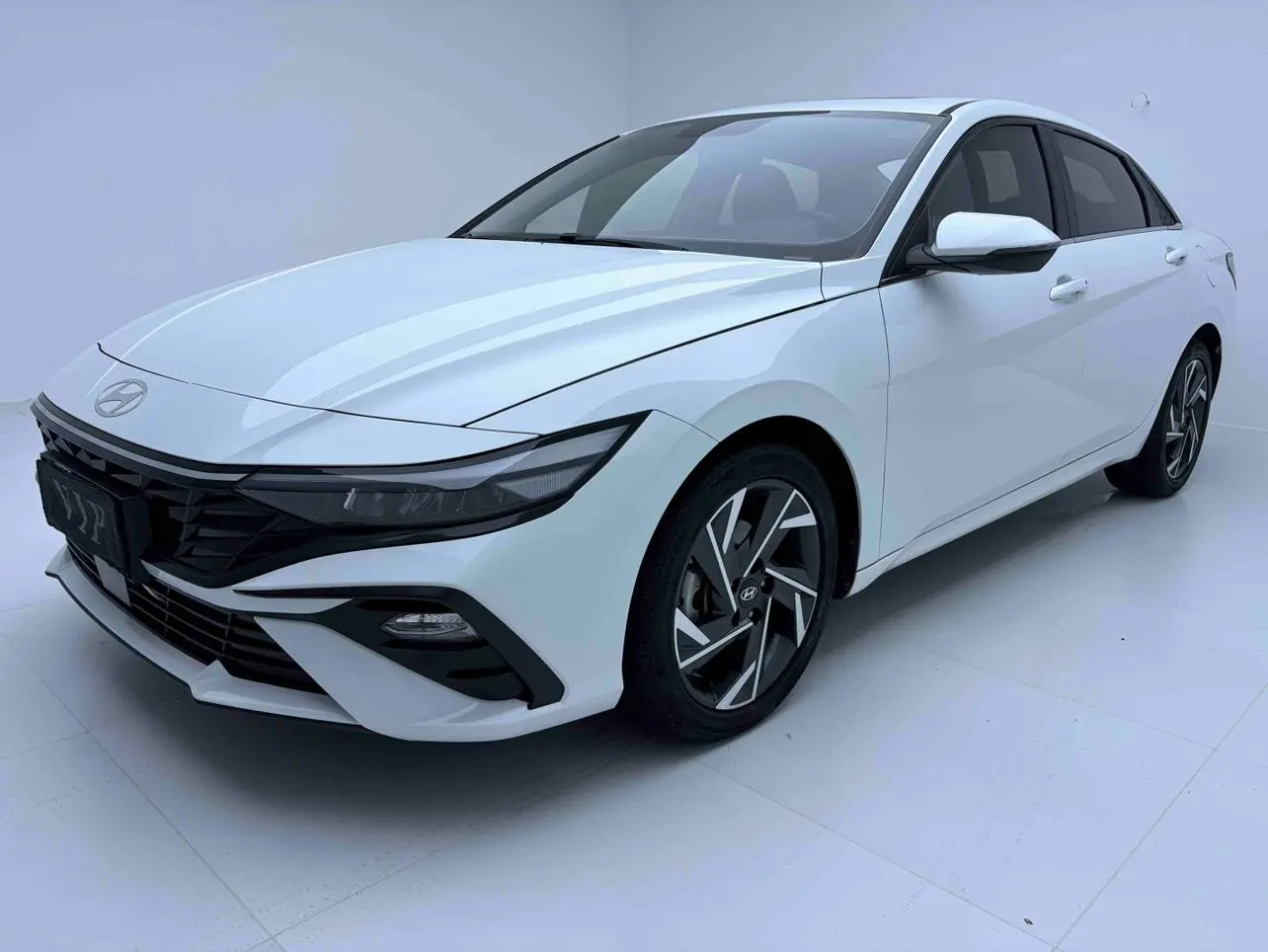 Hyundai 2023 1.5L CVT GLX Elite