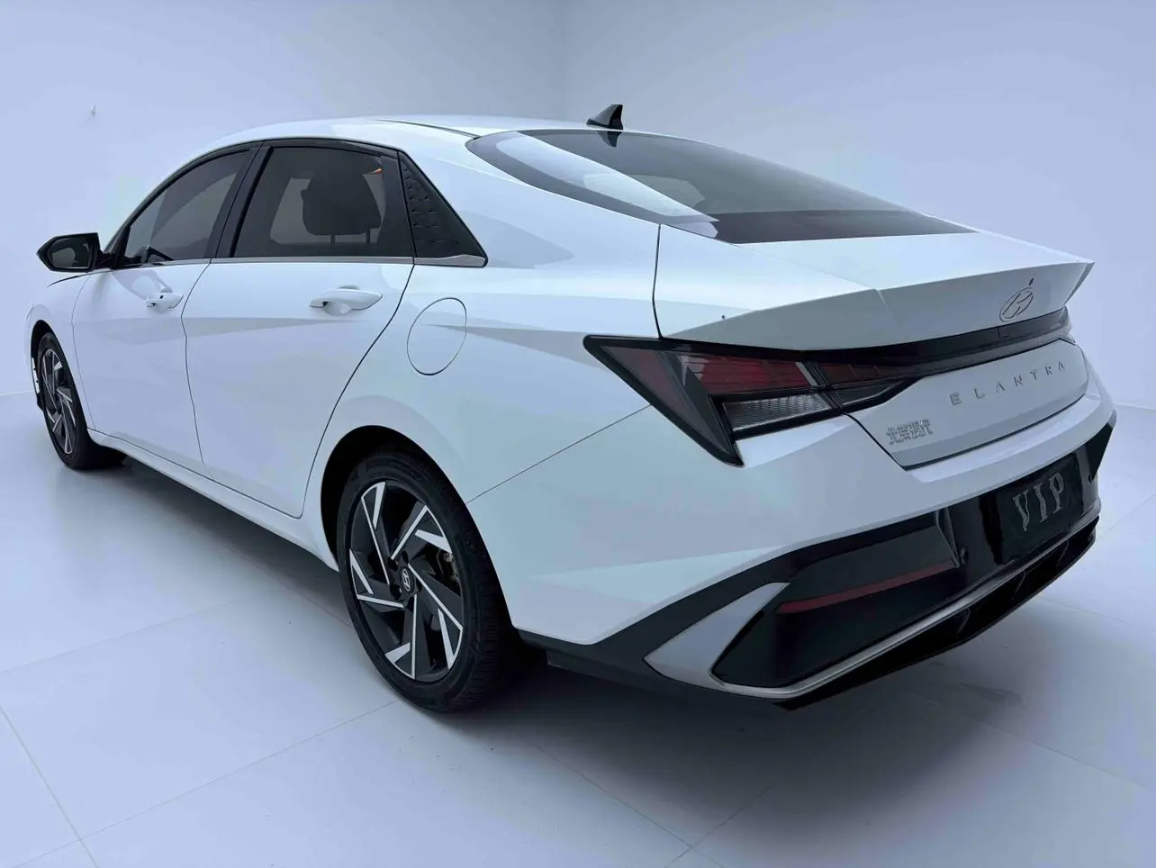 Hyundai 2023 1.5L CVT GLX Elite