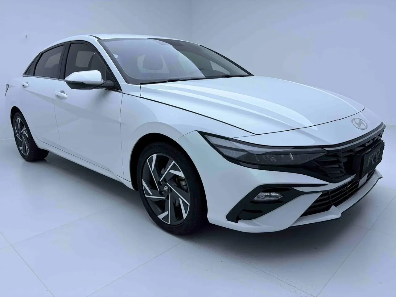Hyundai 2023 1.5L CVT GLX Elite