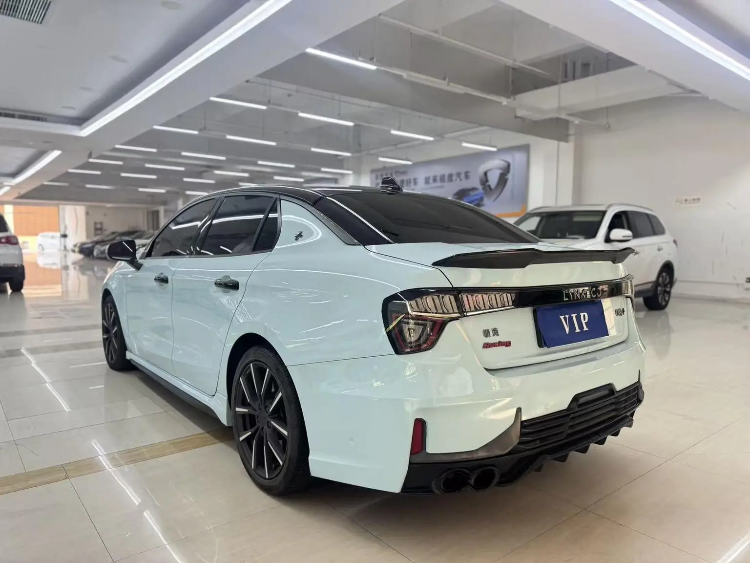 Lynk & Co 03 2019 03+ Facelift 2.0TD Auto Yufeng