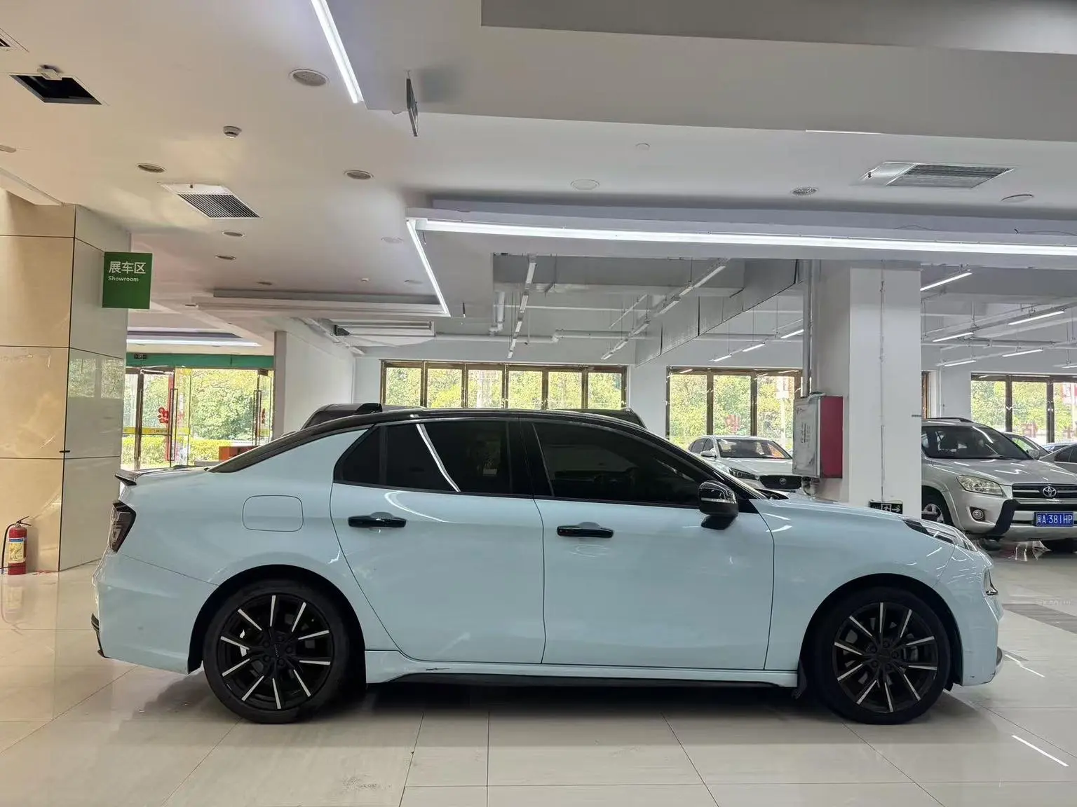 Lynk & Co 03 2019 03+ Facelift 2.0TD Auto Yufeng