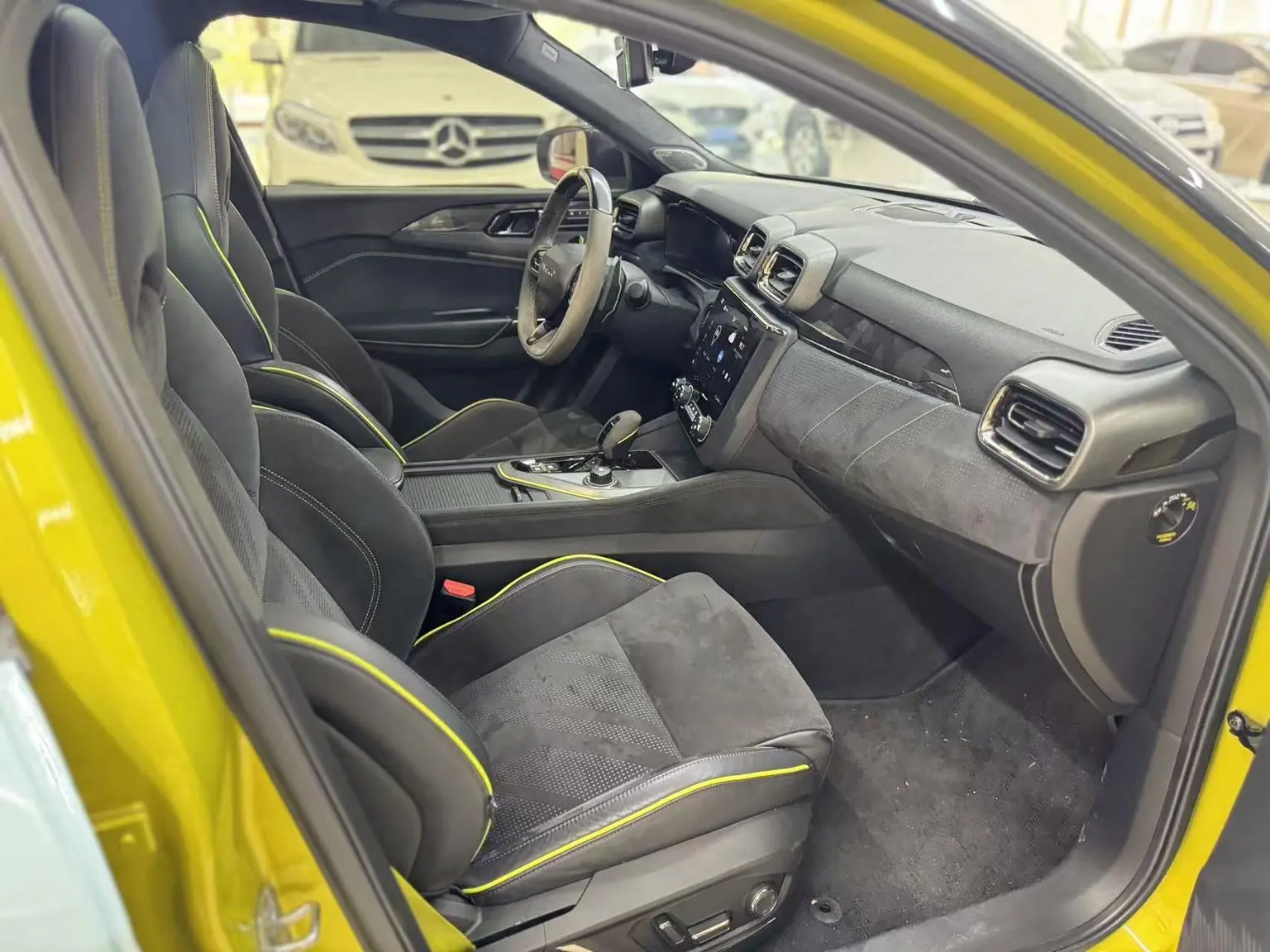 Lynk & Co 03 2019 03+ Facelift 2.0TD Auto Yufeng