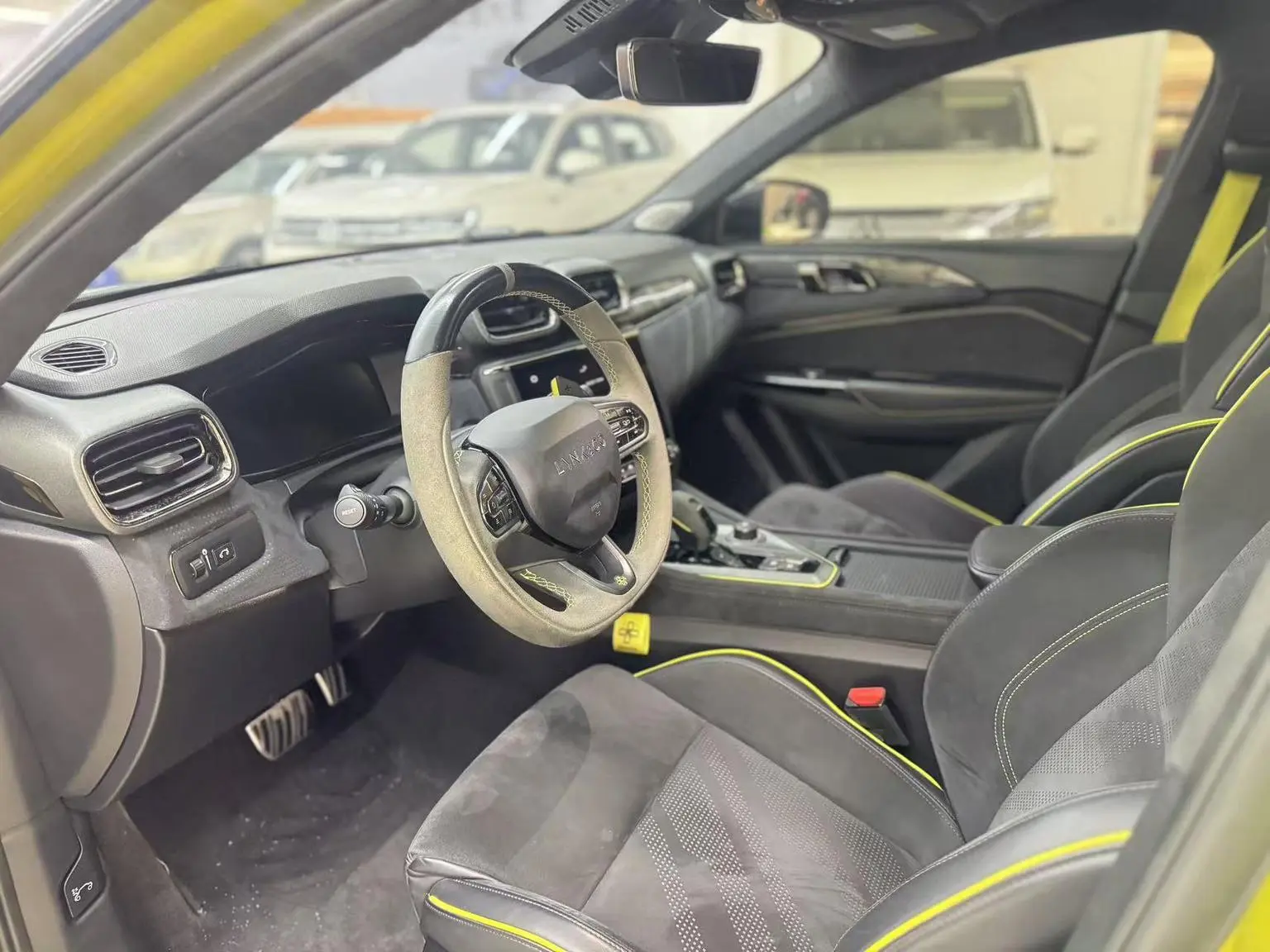 Lynk & Co 03 2019 03+ Facelift 2.0TD Auto Yufeng