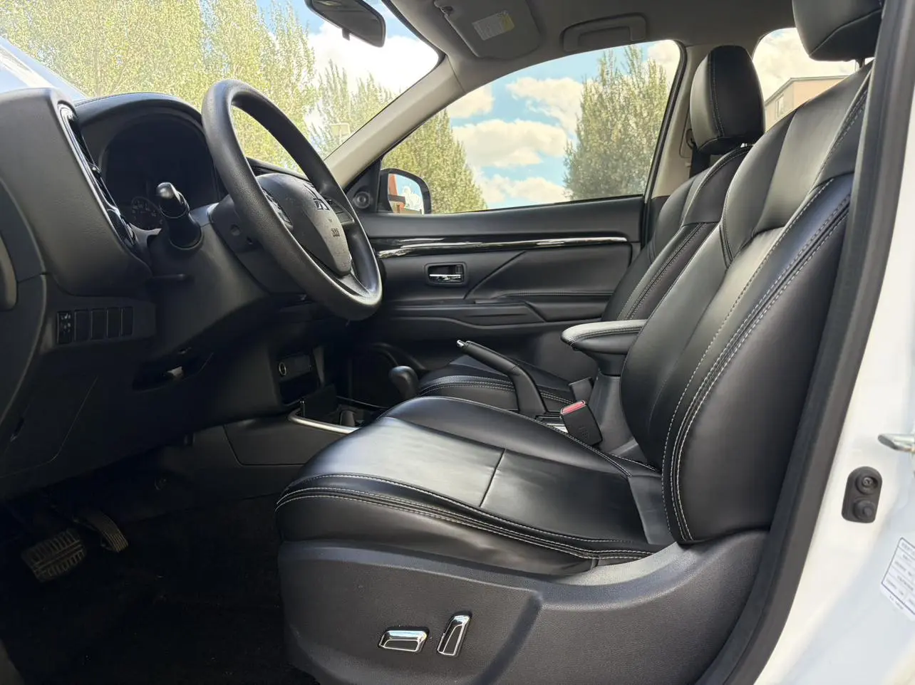 Mitsubishi Outlander 2021 Facelift 2.0L 2WD Journey 5 seat