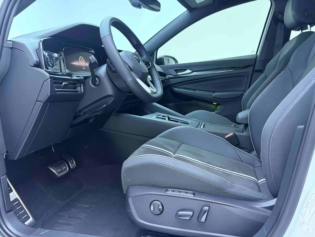 Volkswagen Golf 2023 280TSI DSG R-Line Lite