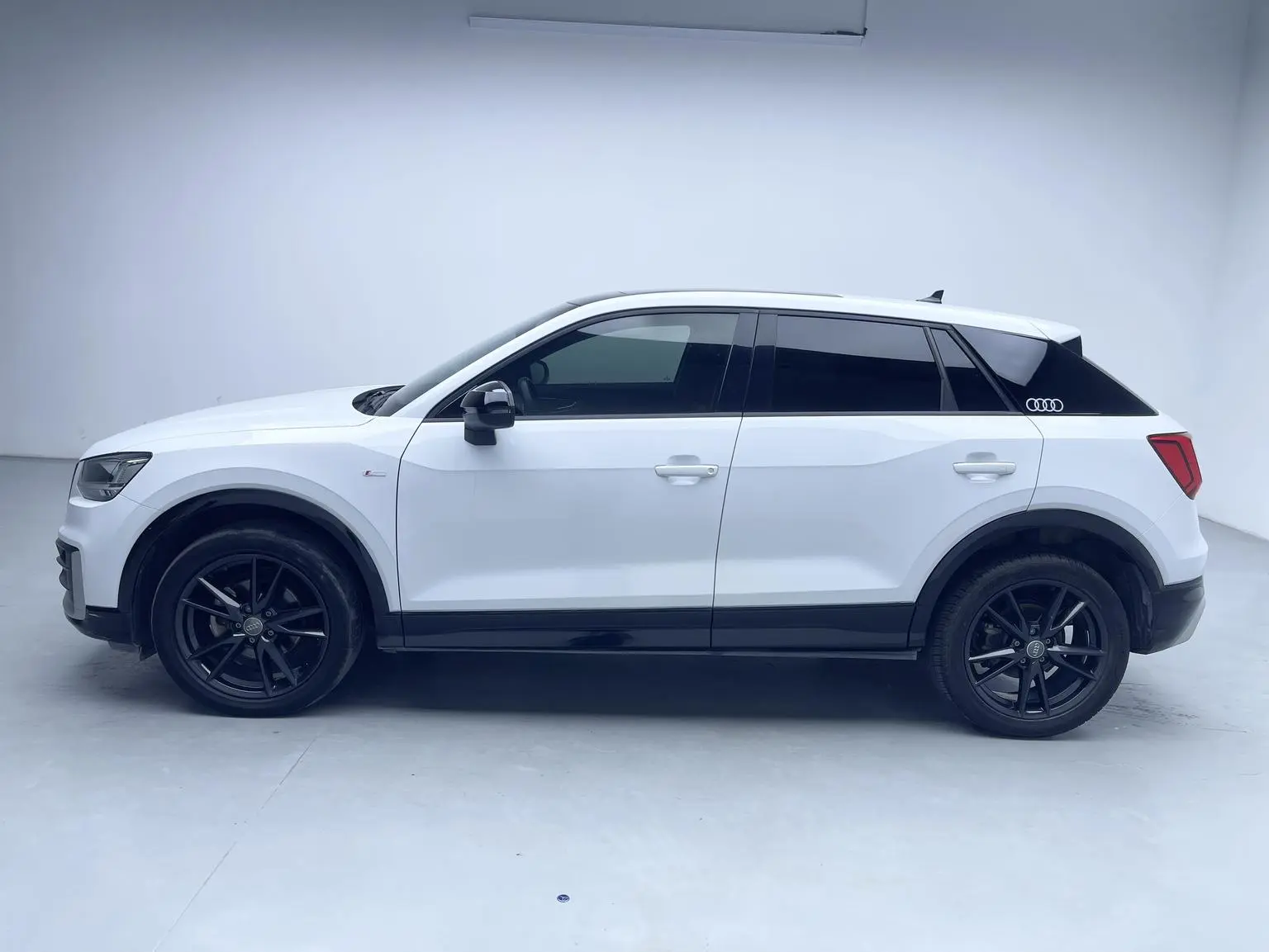 Audi Q2L 2018 35TFSI China VI