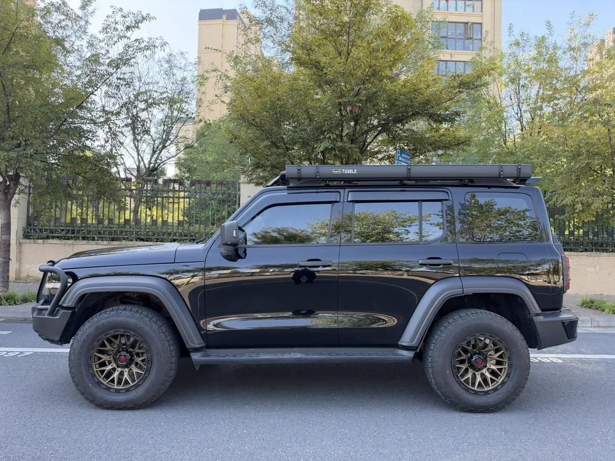 300 2024 2.0T
