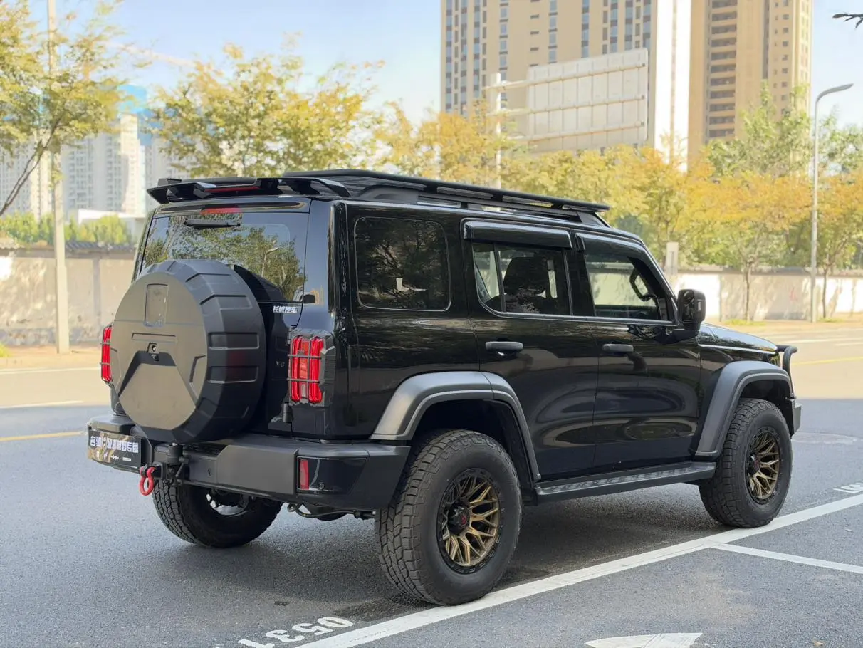 300 2024 2.0T