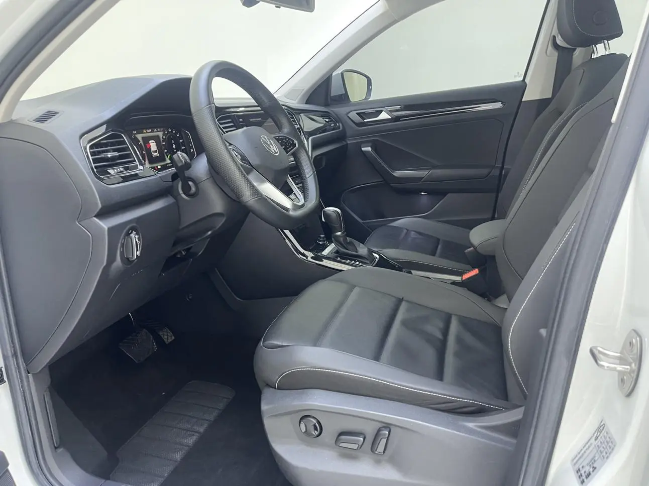 Volkswagen T-Roc 2022 280TSI DSG 2WD PLUS