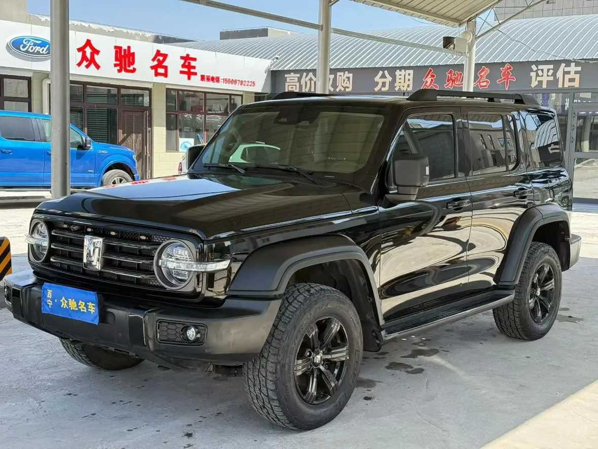 300 2021 2.0T