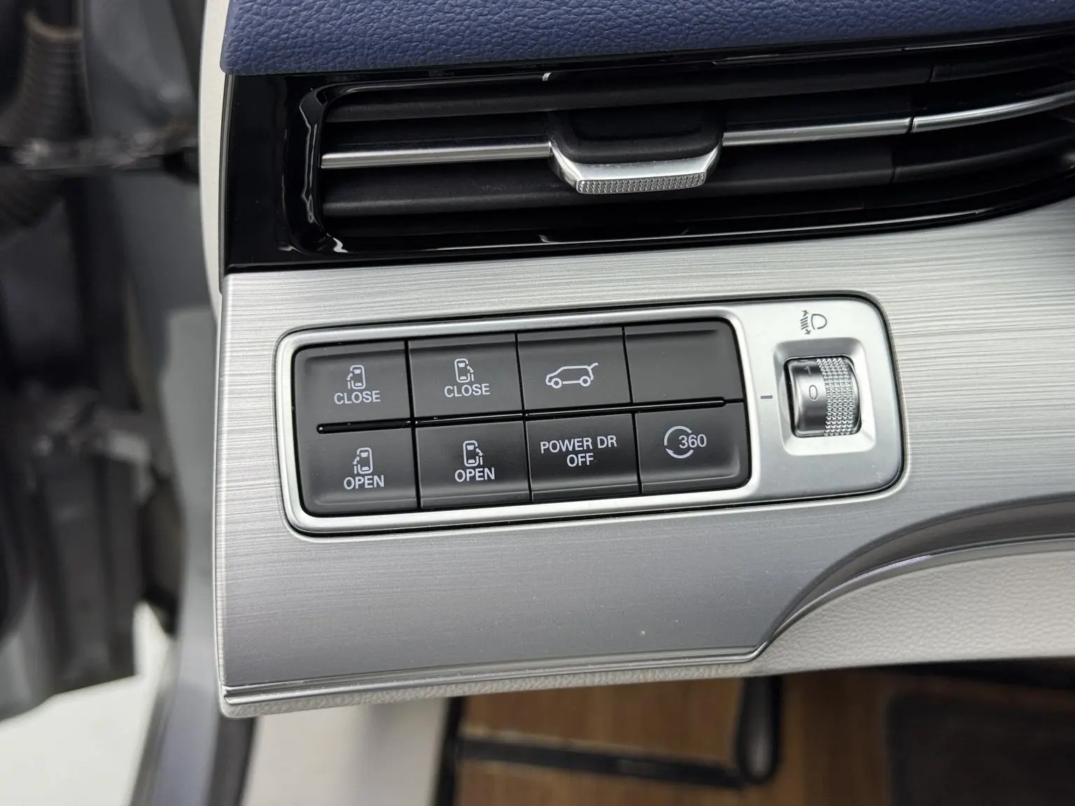 Roewe iMAX8 2022 400TGI Distinguished