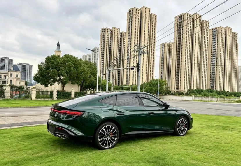 MG MG7 2023 1.5T DCT