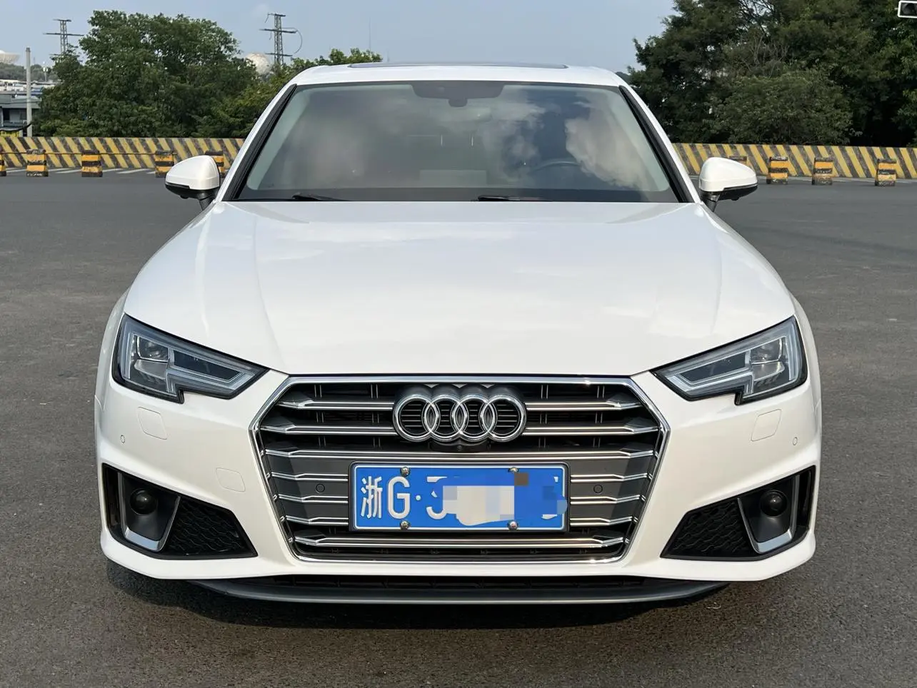 Audi A4L 2019 40 TFSI Fashion China VI