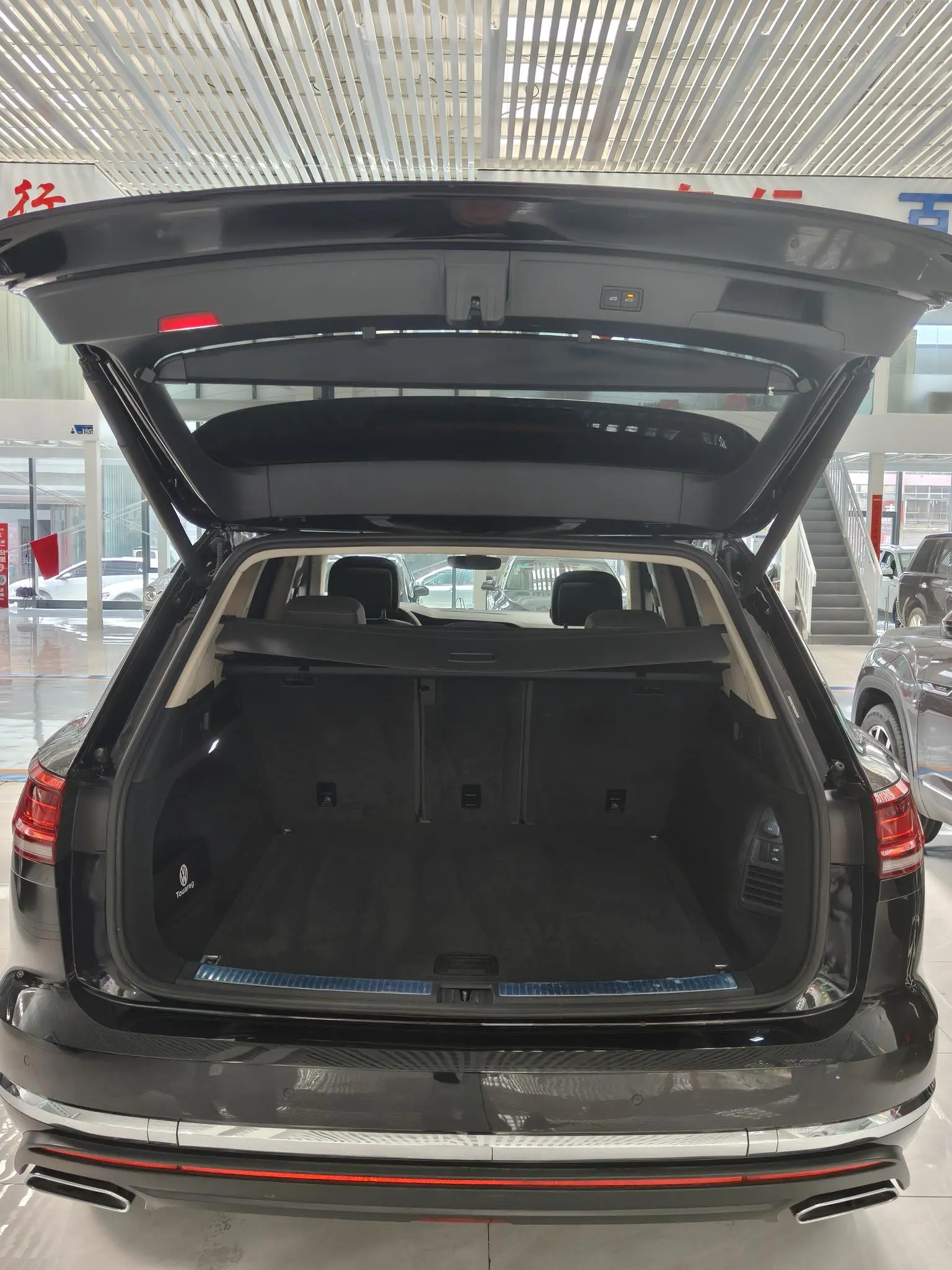 Volkswagen Touareg 2019 2.0TSI Sharp China VI