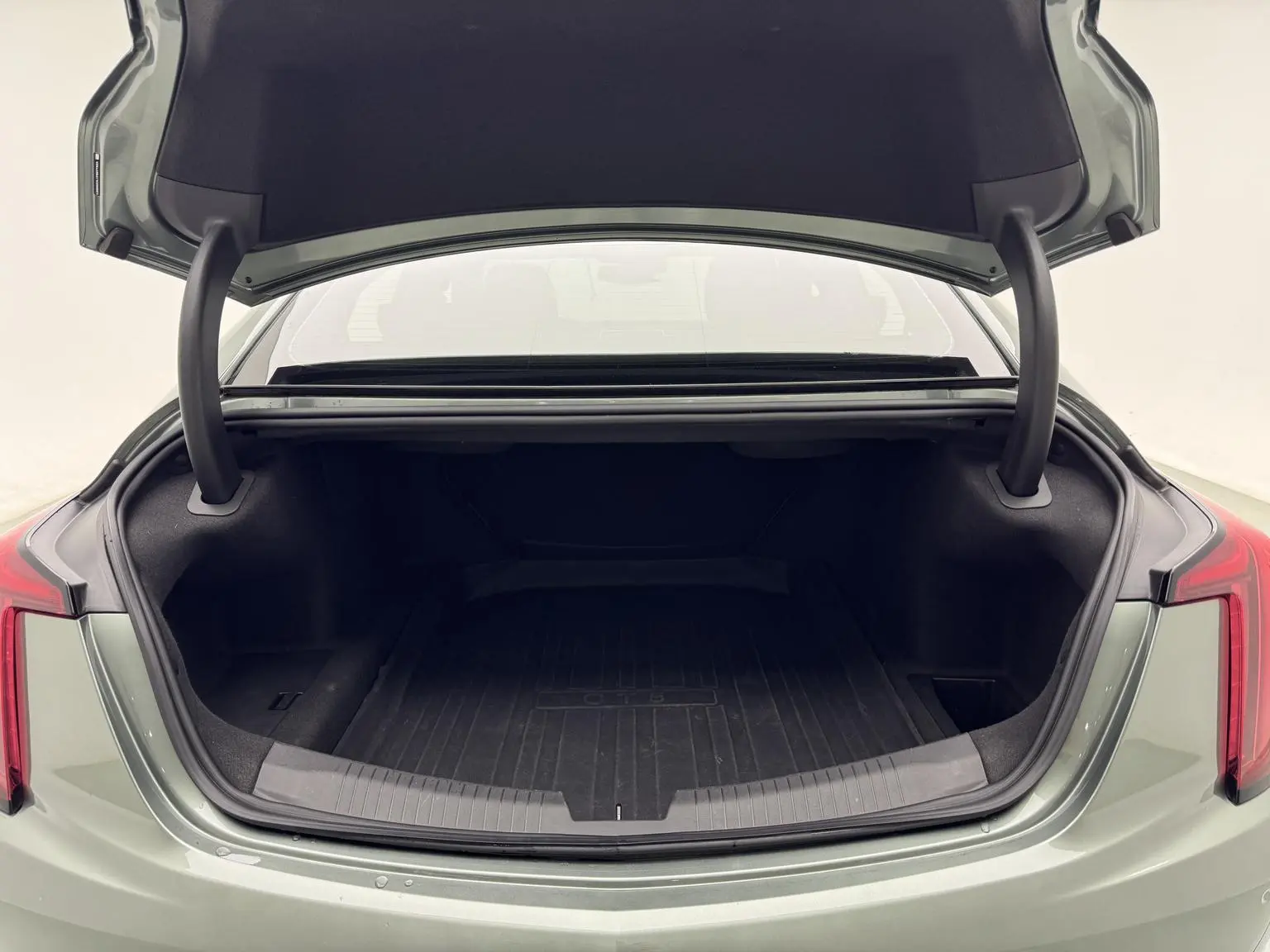 Cadillac CT5 2023 28T Luxury Standard