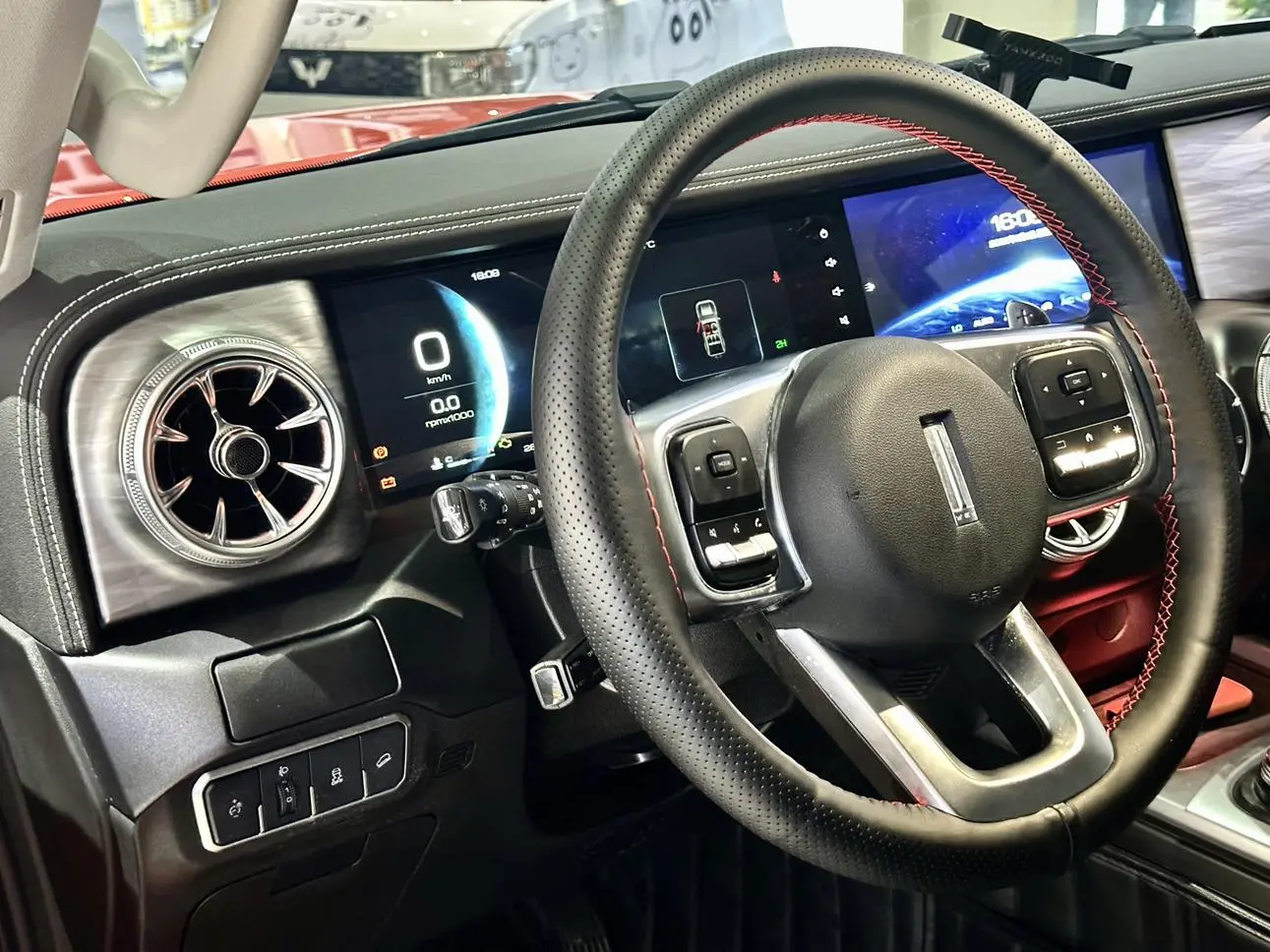 300 2021 2.0T