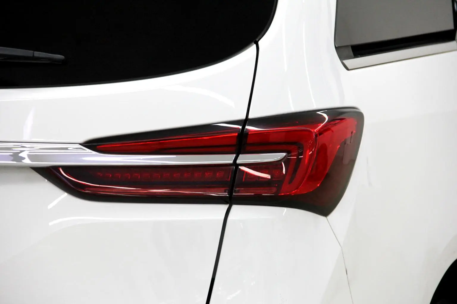 Buick GL8 2021 Facelift 652T Luxury