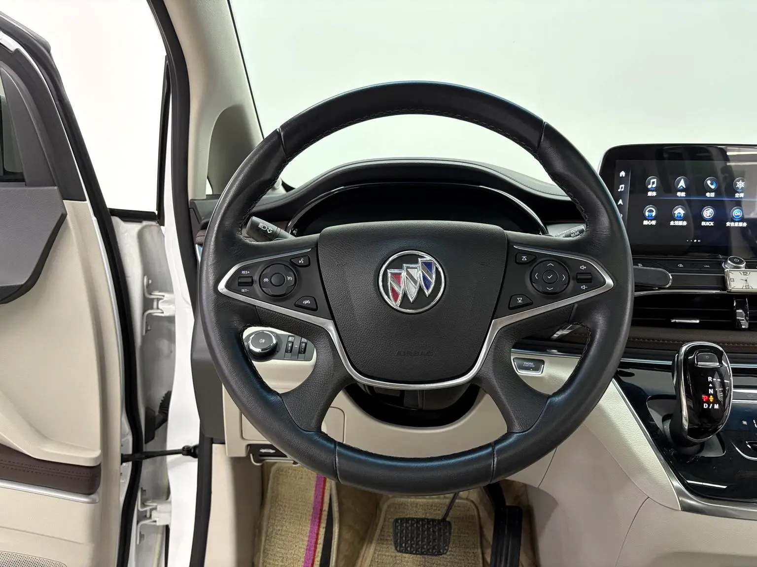 Buick GL8 2021 Facelift 652T Luxury
