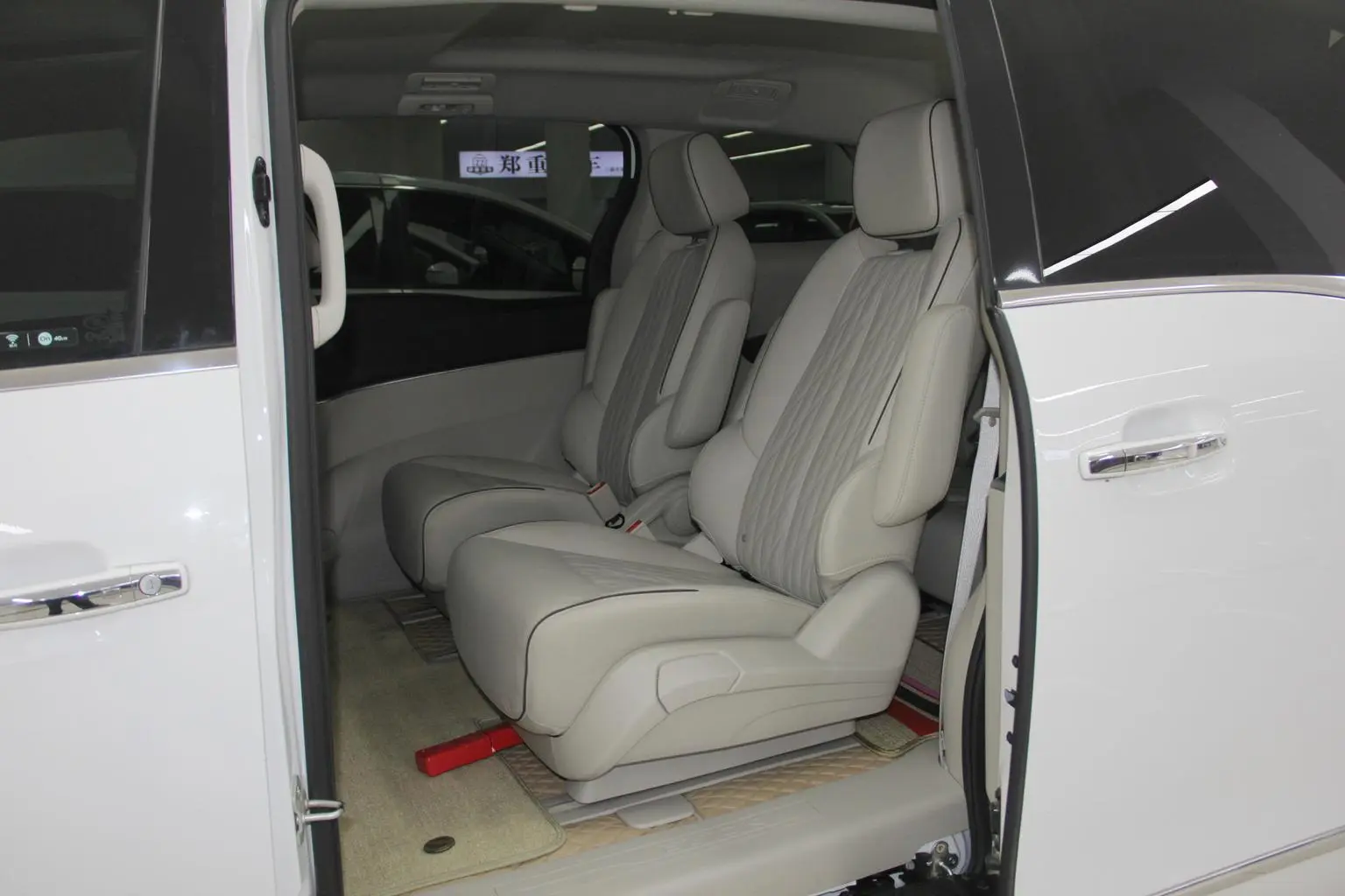 Buick GL8 2021 Facelift 652T Luxury