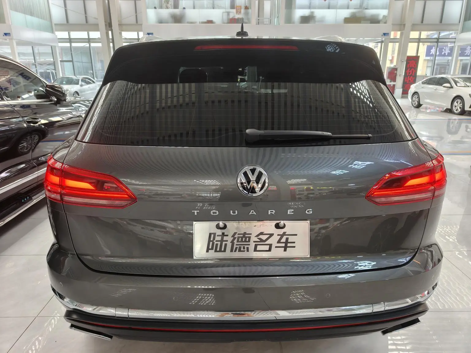 Volkswagen Touareg 2019 2.0TSI Sharp China VI