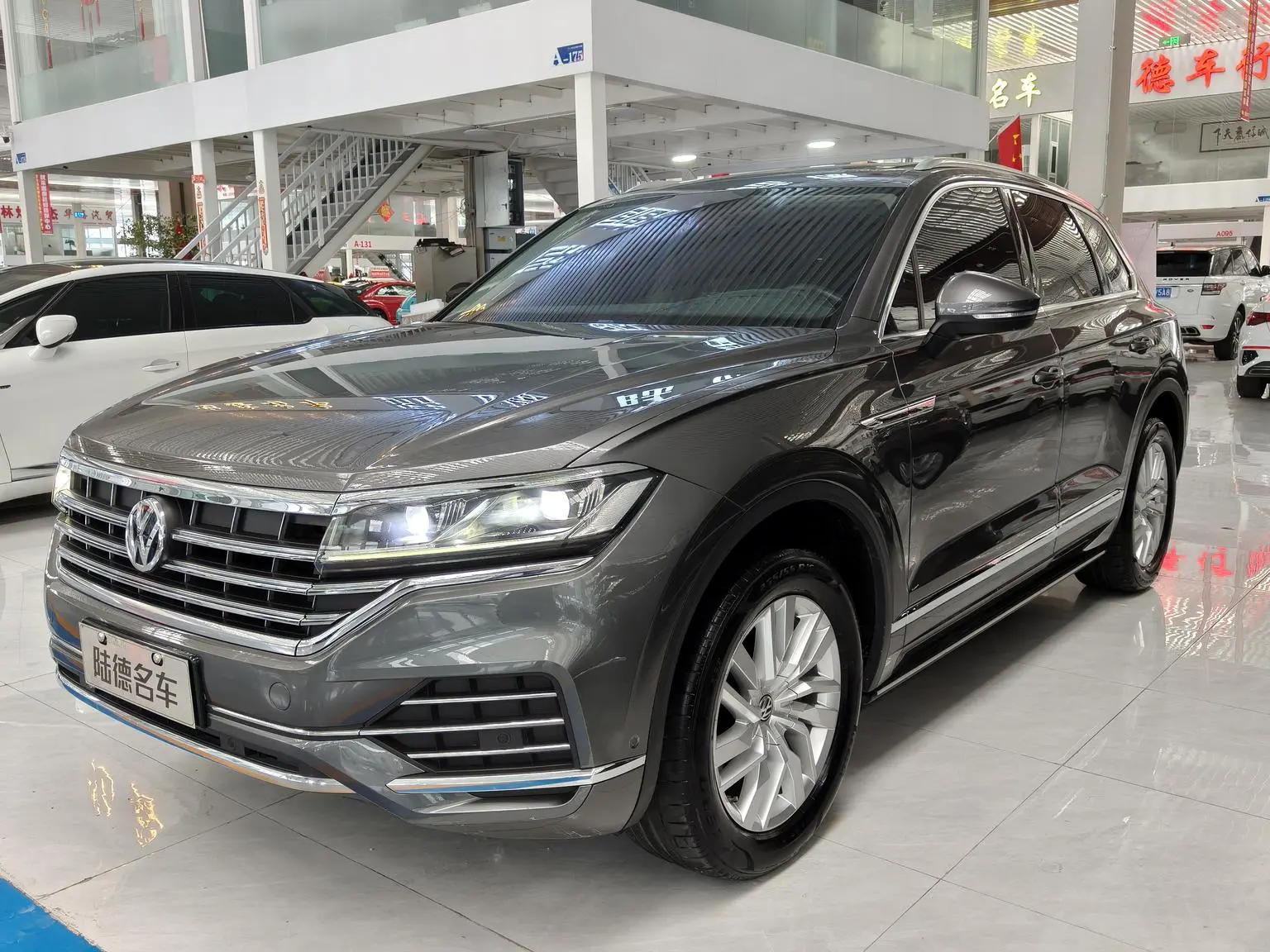 Volkswagen Touareg 2019 2.0TSI Sharp China VI