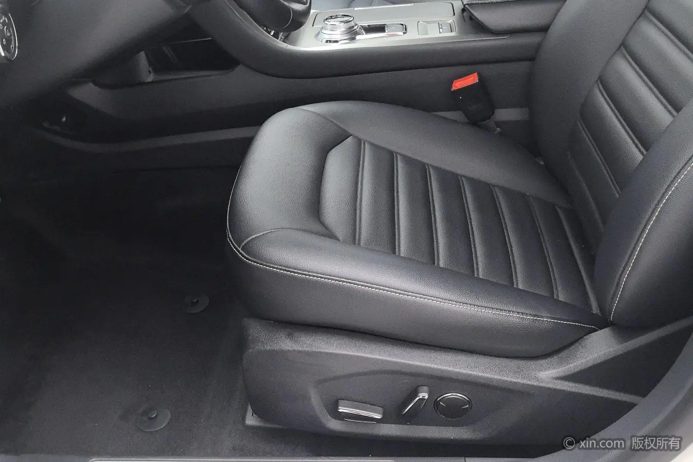 Ford Mondeo 2020 EcoBoost 180 Fashion