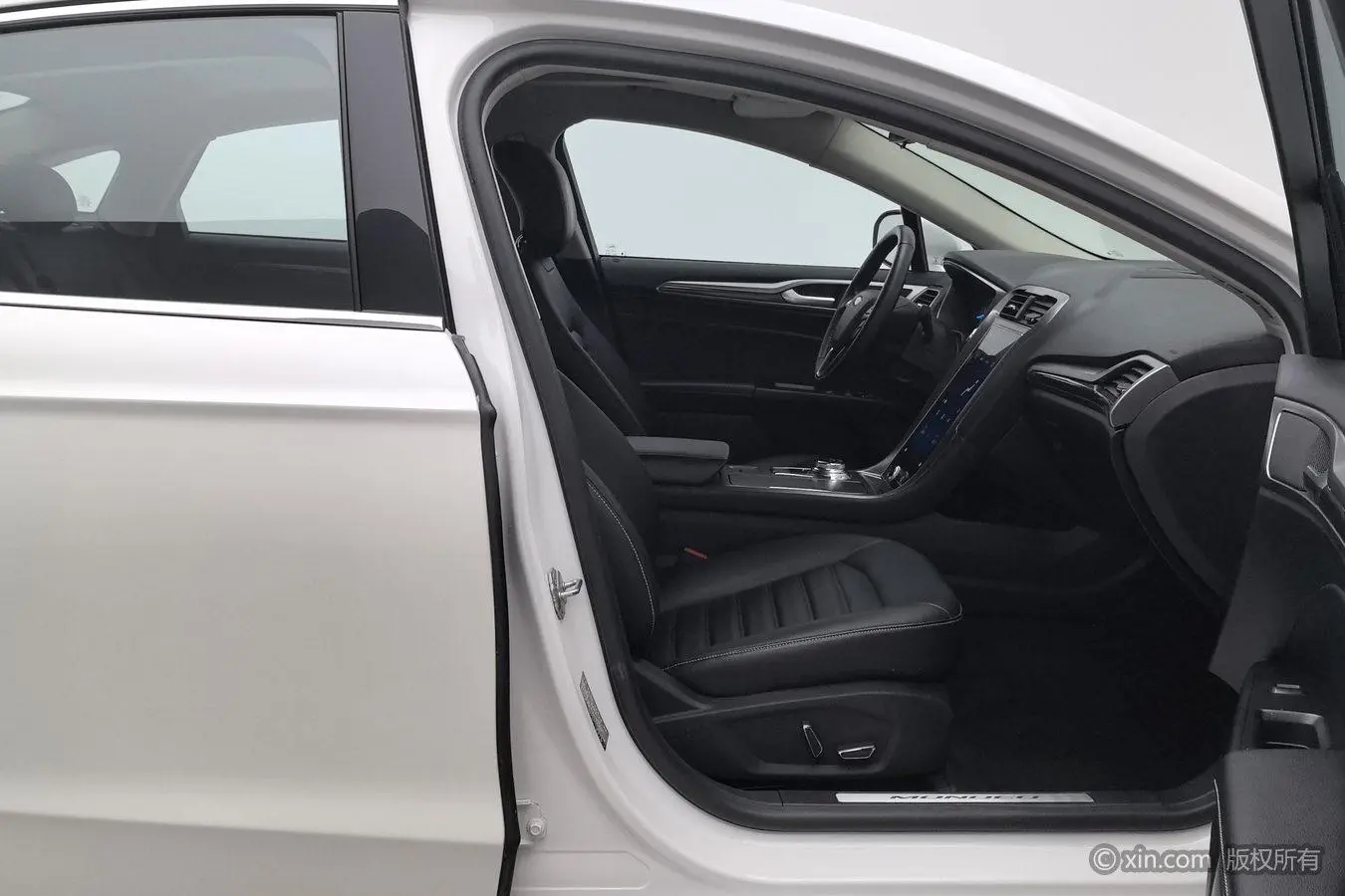 Ford Mondeo 2020 EcoBoost 180 Fashion