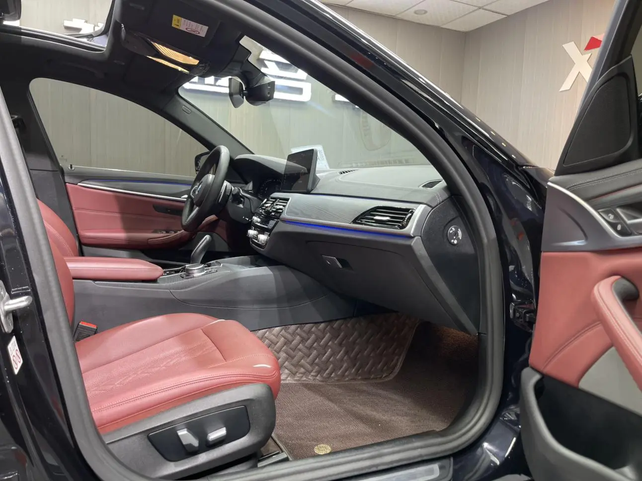 BMW 5 Series 2021 Facelift 530Li xDrive M Sport Package