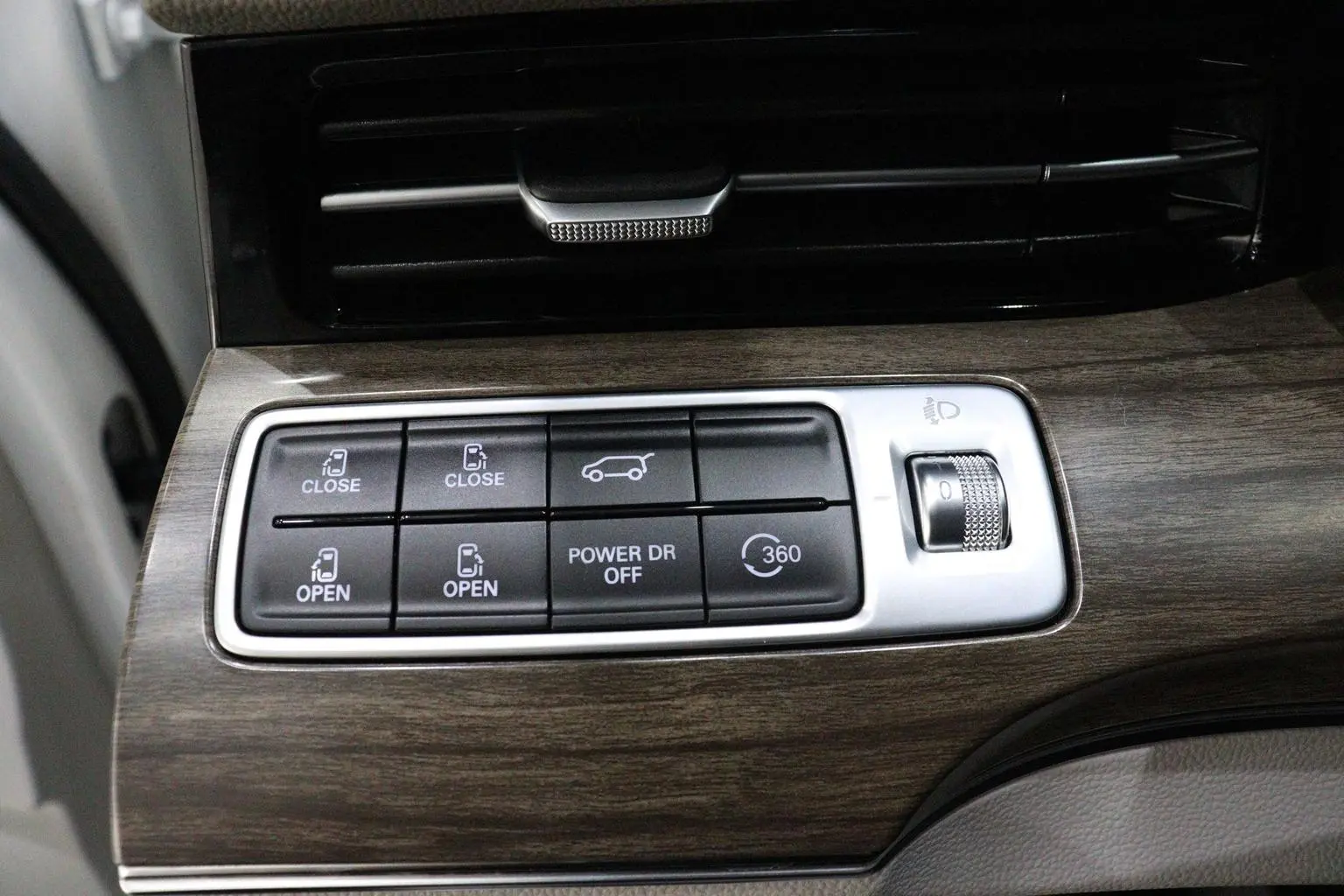 Roewe iMAX8 2023 400TGI Premium Enjoy