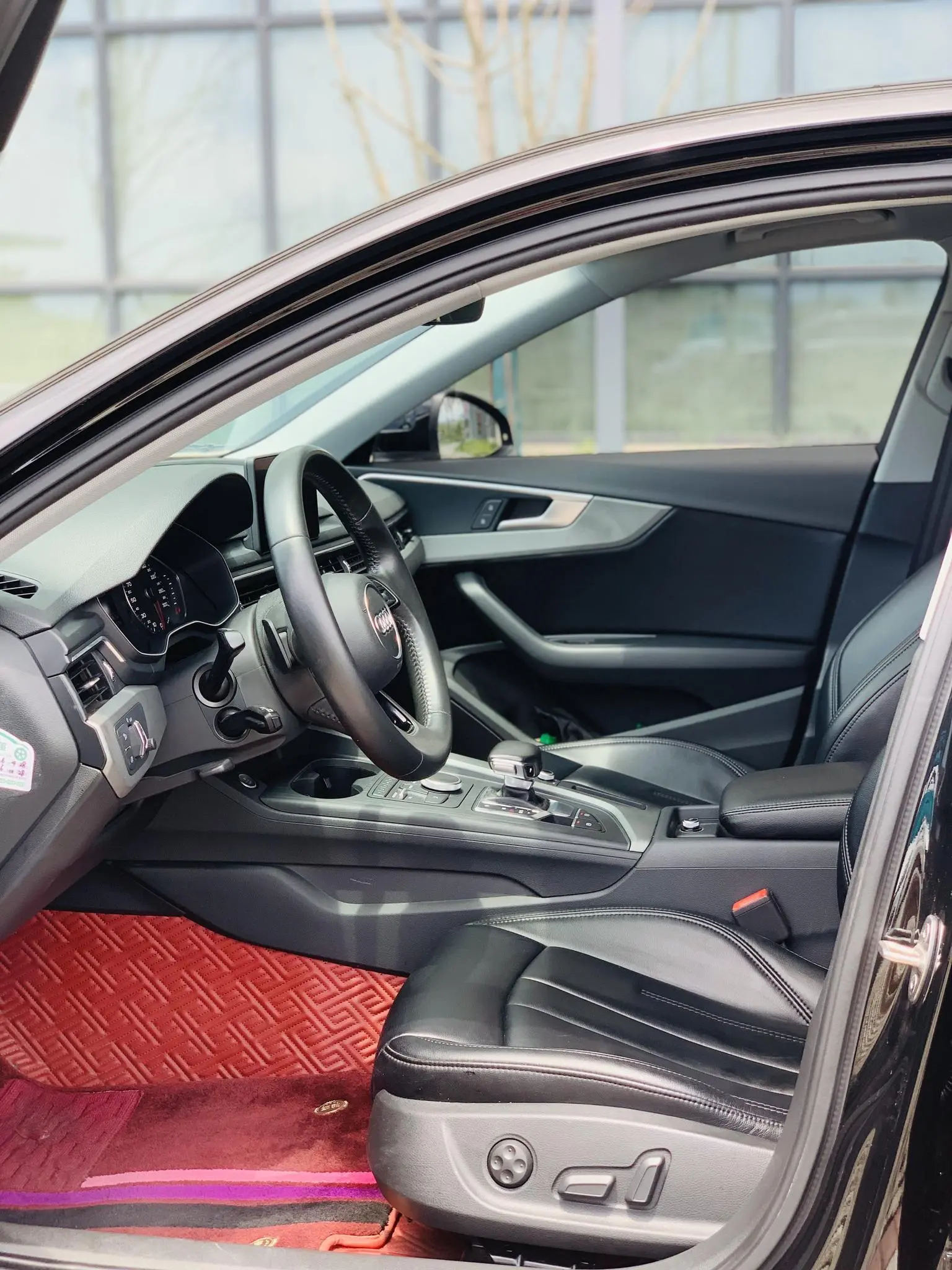 Audi A4L 2019 40 TFSI Progressive China VI