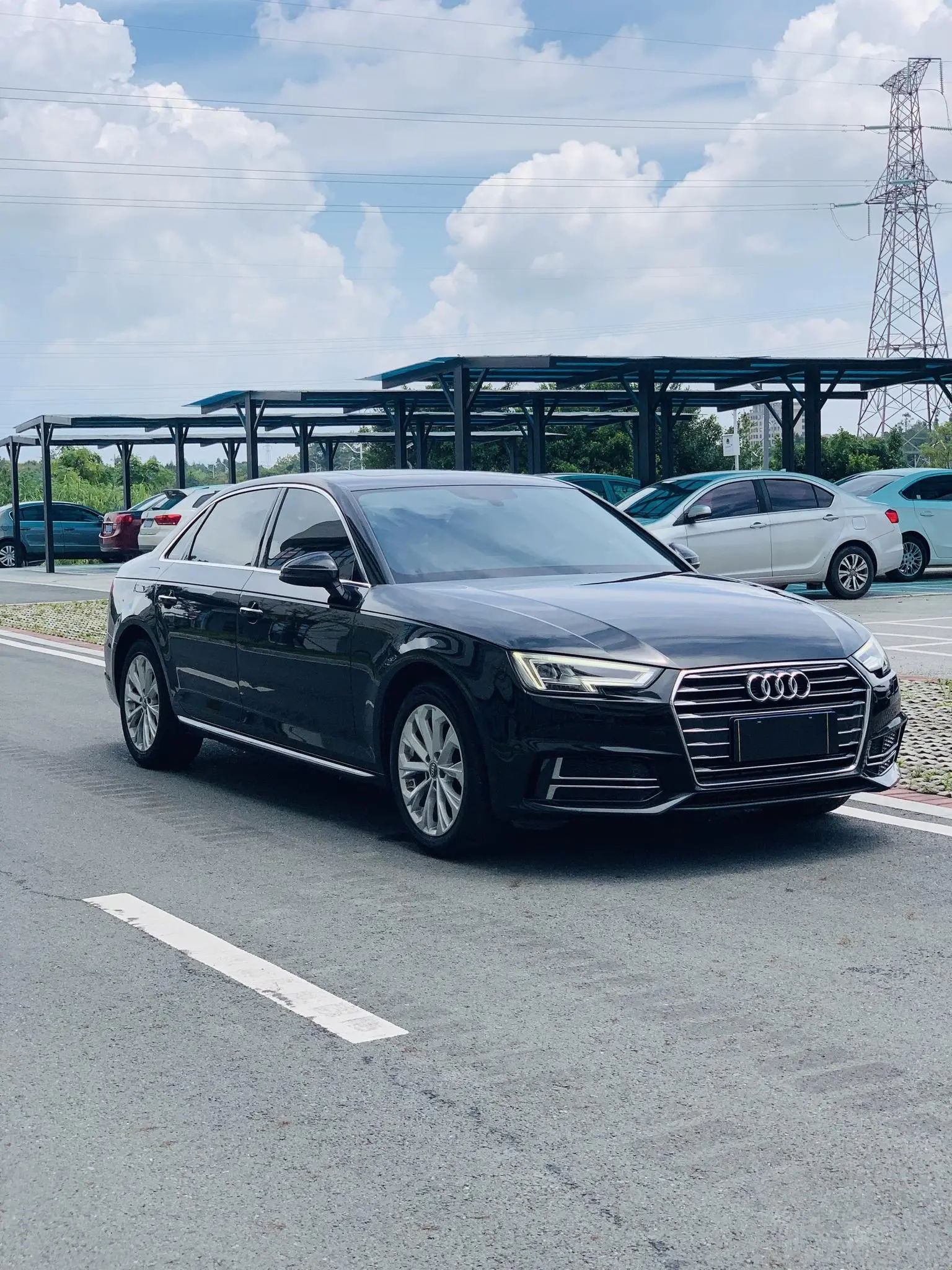 Audi A4L 2019 40 TFSI Progressive China VI
