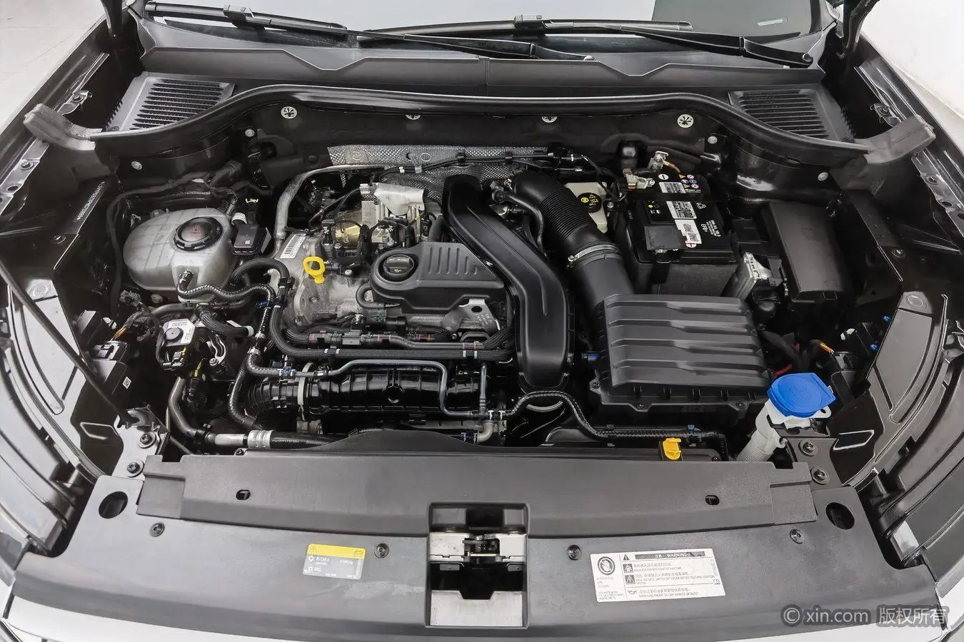 Volkswagen Tharu 2023 300TSI 2WD