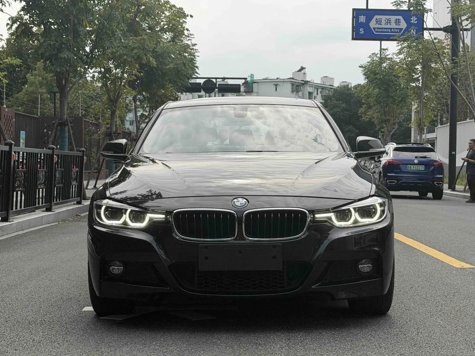 BMW 3 Series 2018 320Li Leading M Sport Package