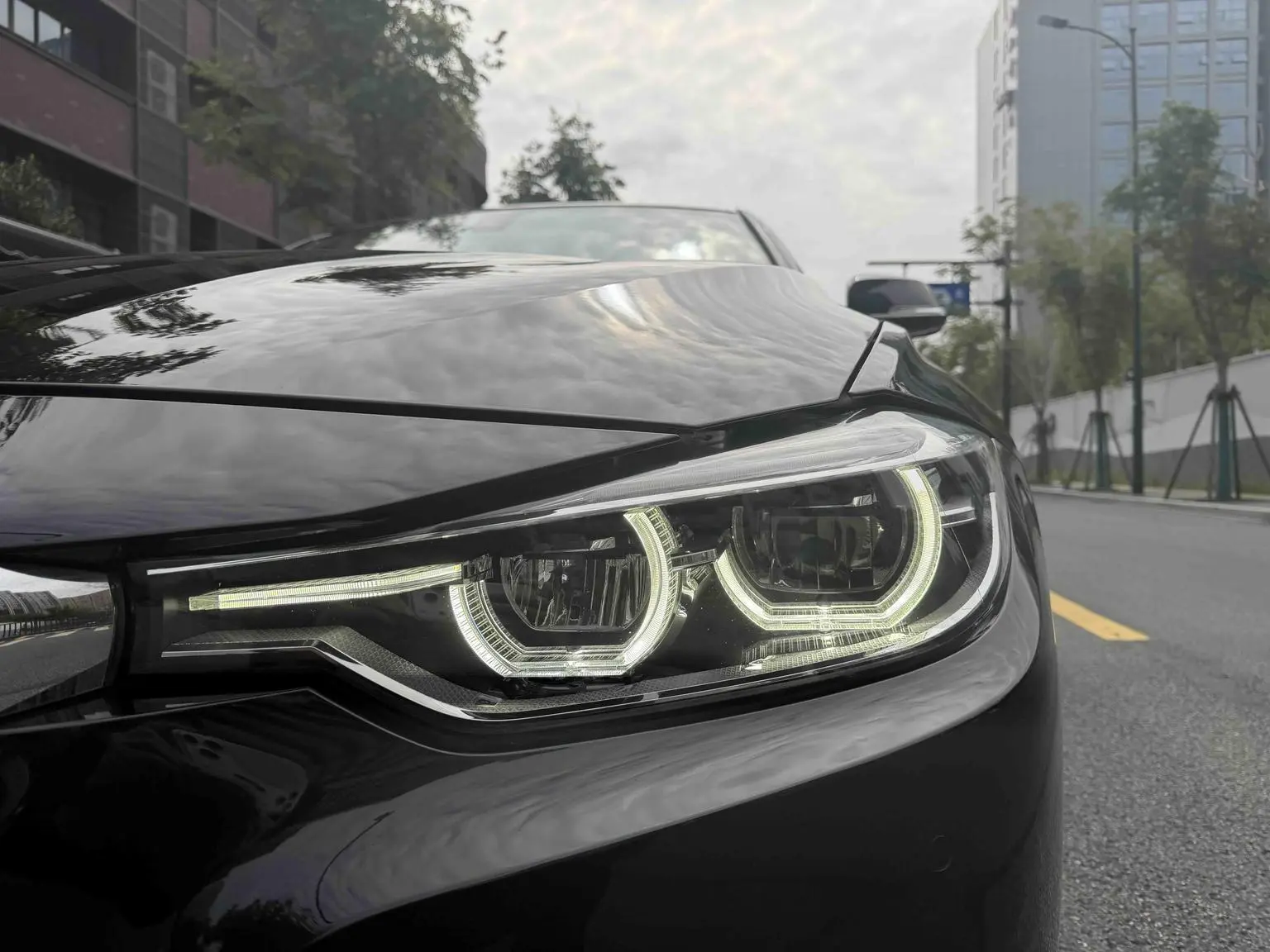 BMW 3 Series 2018 320Li Leading M Sport Package