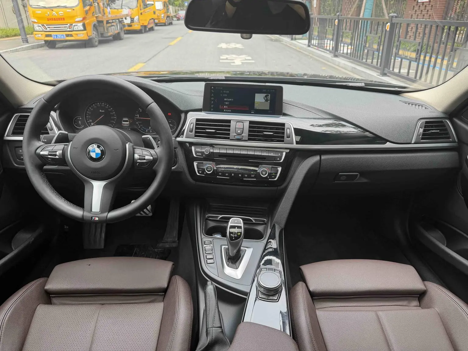 BMW 3 Series 2018 320Li Leading M Sport Package
