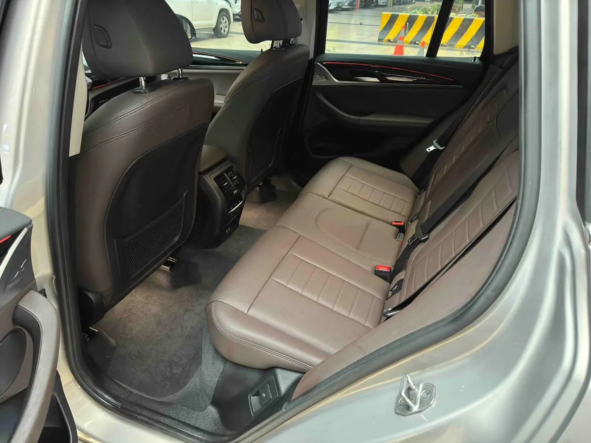 BMW X3 2021 xDrive25i Luxury Package