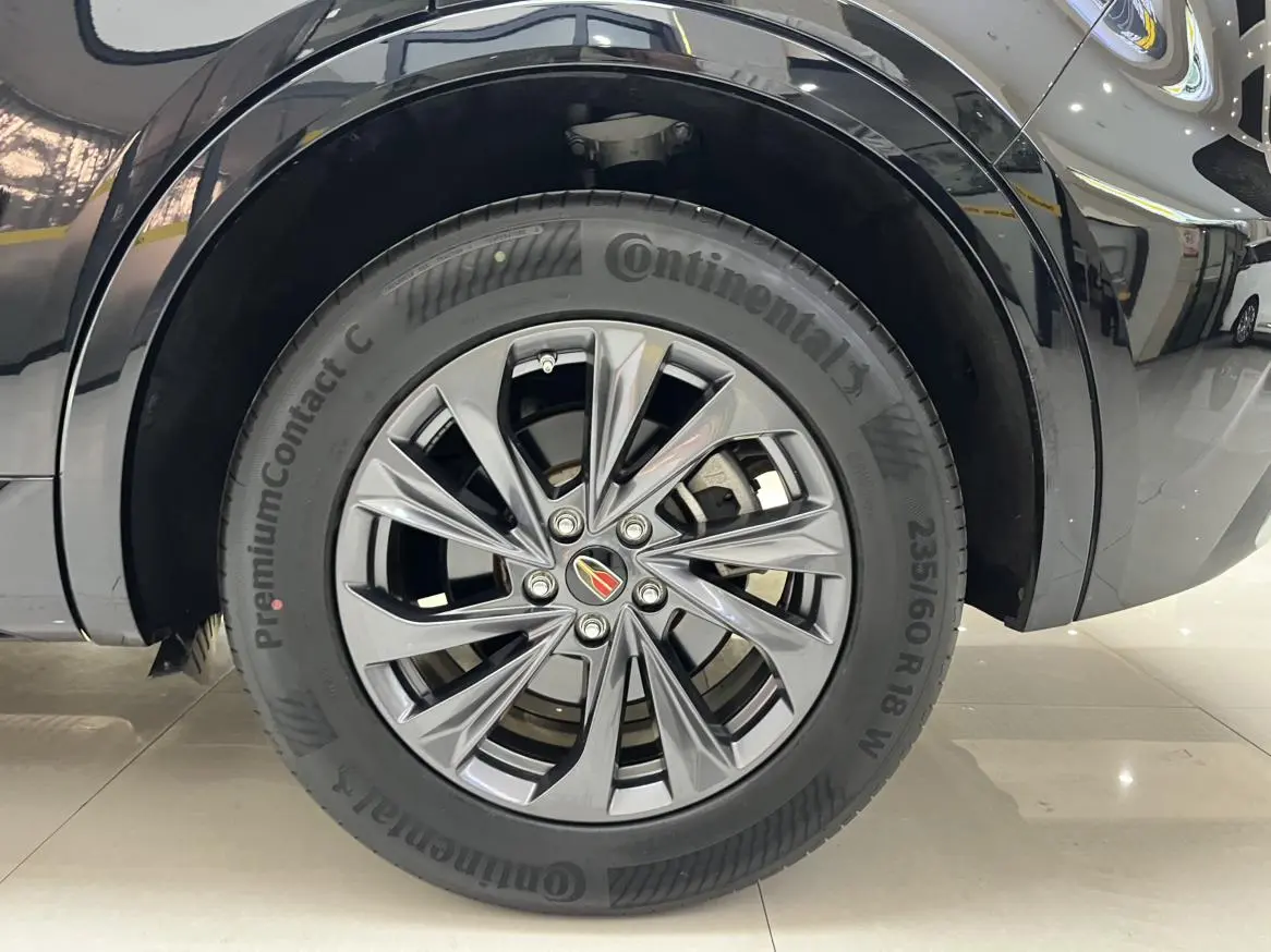 Hongqi HS5 2023 2.0T Pro